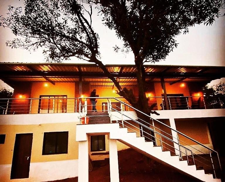 Mahābaleshwar Forest Sunrise Villa 3Bhk מראה חיצוני תמונה